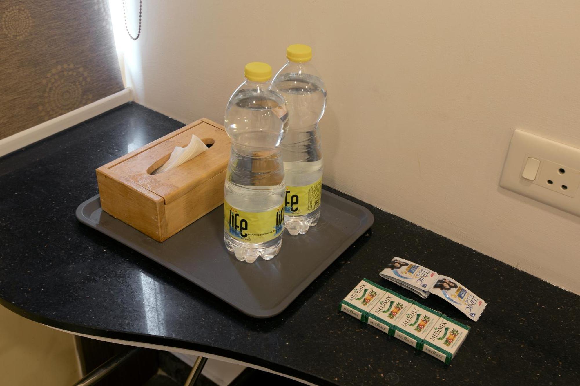 Manjhi Residency Hotell Tiruchirappalli Exteriör bild