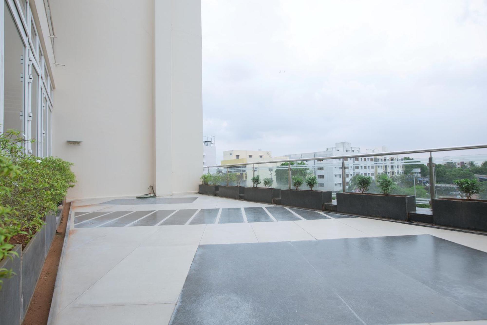 Manjhi Residency Hotell Tiruchirappalli Exteriör bild