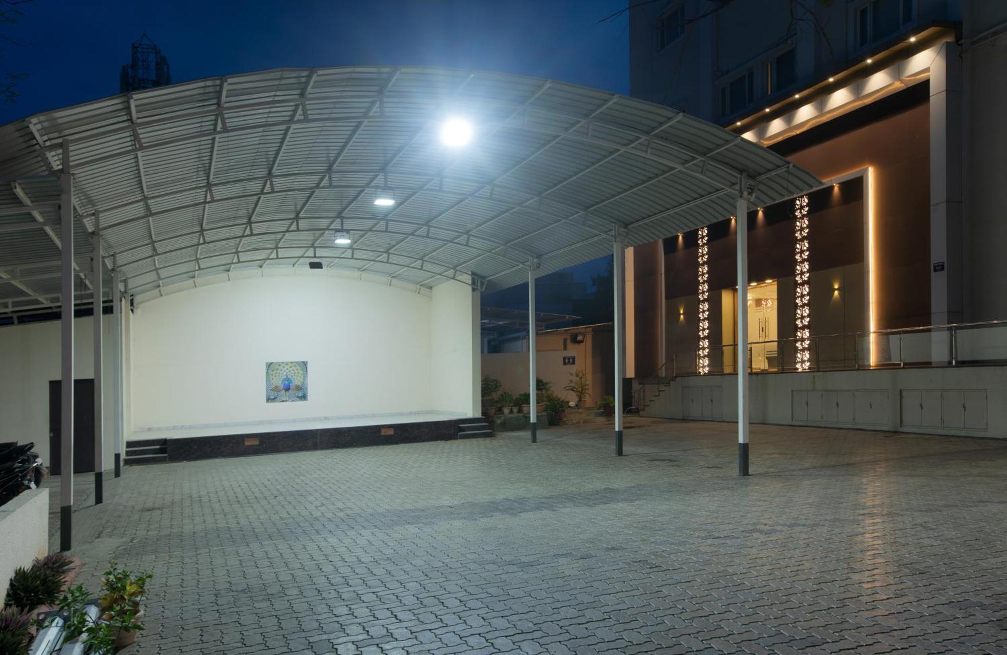 Manjhi Residency Hotell Tiruchirappalli Exteriör bild