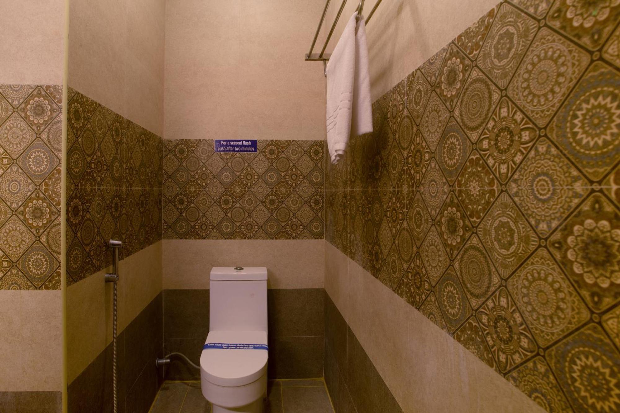 Manjhi Residency Hotell Tiruchirappalli Exteriör bild